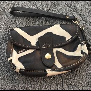 Dooney & Bourke wristlet